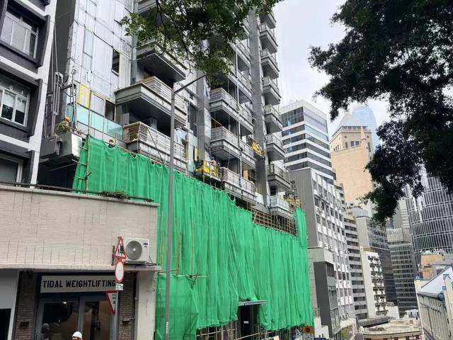 香港樓市火了：有人趕早班飛機(jī)專門買房 買完就走