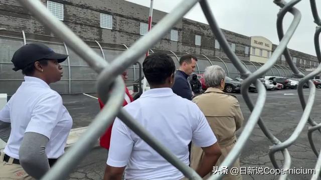 美国一ICE拘留中心爆发抗议 被拘押者绝食控诉状况