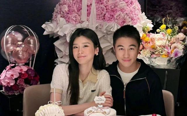 奚梦瑶生儿育女才站稳朱门，何猷君姐姐才过世就办婚典惹争议 朱门婚典所在引争议