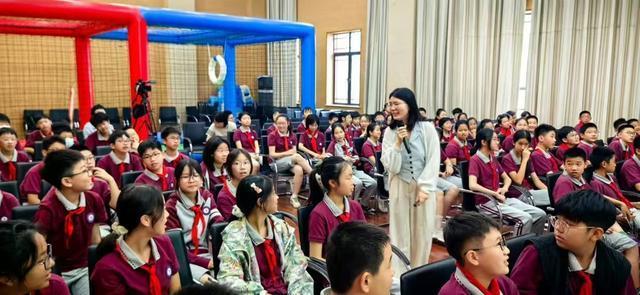 專家:進校園不給孩子貼標簽 預防為主守護成長