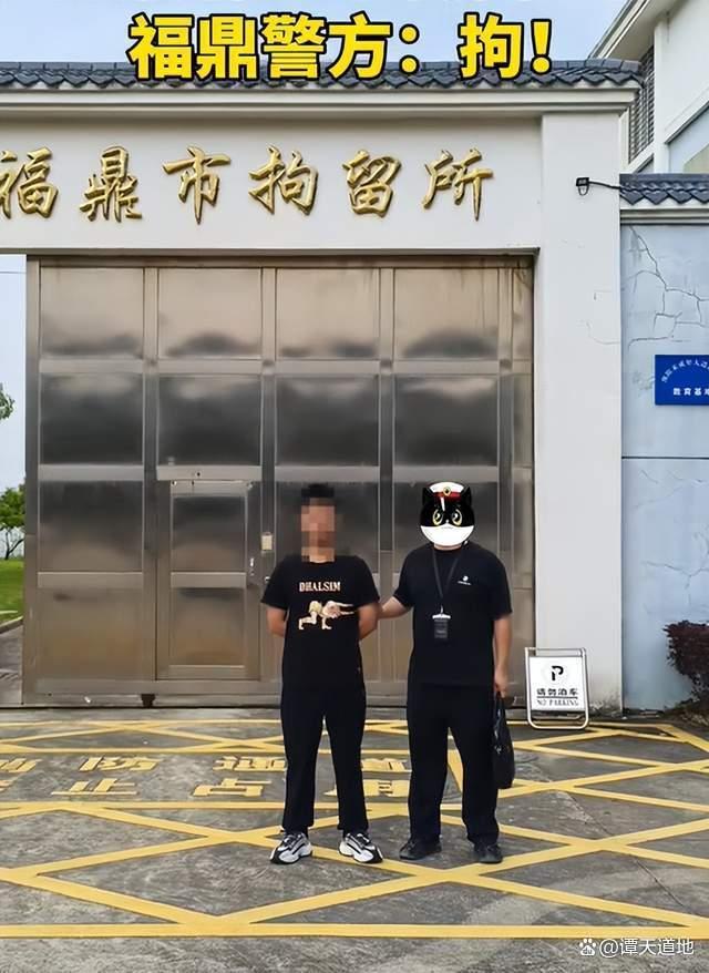 男子騎車反復(fù)惡意別車被行拘 全網(wǎng)點贊解氣操作