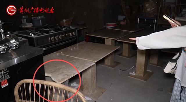 餐桌斷裂致女童磕傷商家讓去韓國(guó)整容 店家愿承擔(dān)治療費(fèi)