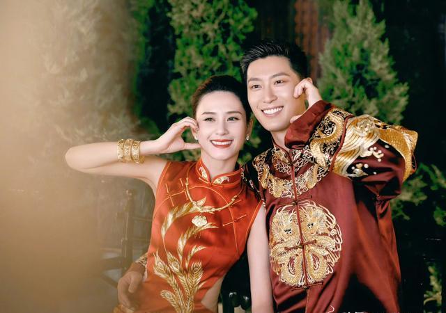 窦骁结婚时网友调侃戴军娶了阿莲 撞脸梗玩出新高度