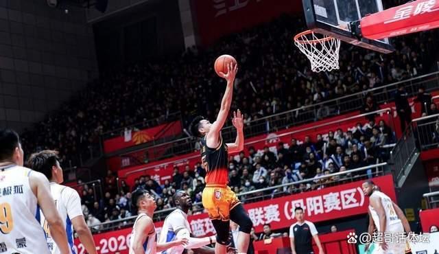 选秀未满一年！庞峥麟CBA生涯首赛季：全明星首发 最佳一阵 入选国家队 迎来国家队首秀