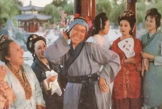 博主:一代人的大观园终落幕 刘姥姥的笑声犹在耳边