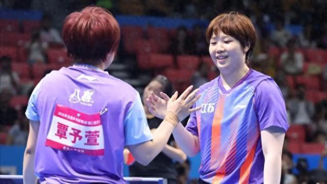 蒯曼回应一日双冠