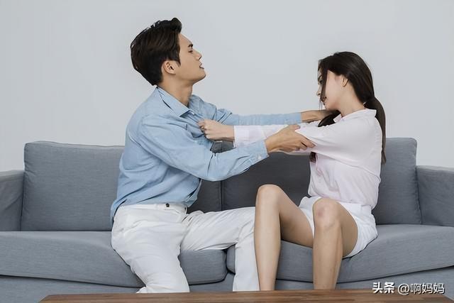 男子出轨女销售 每次开房后都买保险