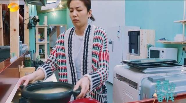 居然有女明星的早餐是一桌子烧烤 刘涛豪华三明治羡煞旁人