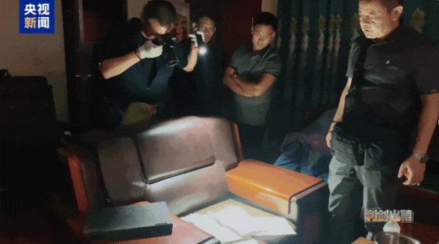 民警冒果敢战事风险带回三具遗体 无畏战火取证