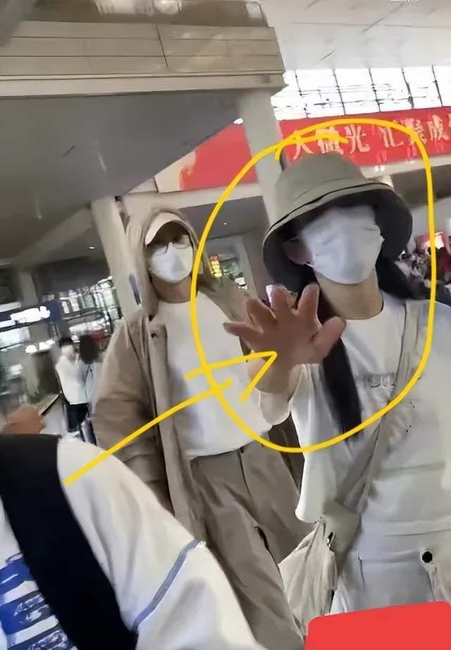 娱圈1天5个瓜：道歉，移民，恶意营销，还有人甘当“绝望的文盲”