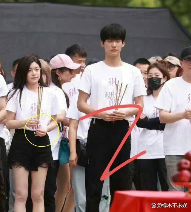 陈妍希已摘下婚戒！和小19岁塌房男星甜蜜互动，评论区沦陷！