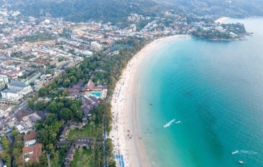 避开日本，中国游客推动泰国旅游业复苏