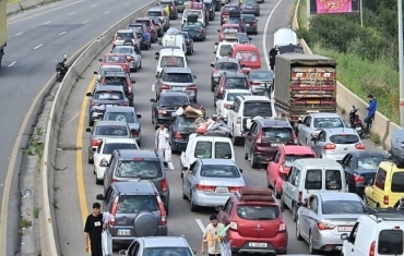 伊朗宣布对所有商船开放霍尔木兹海峡