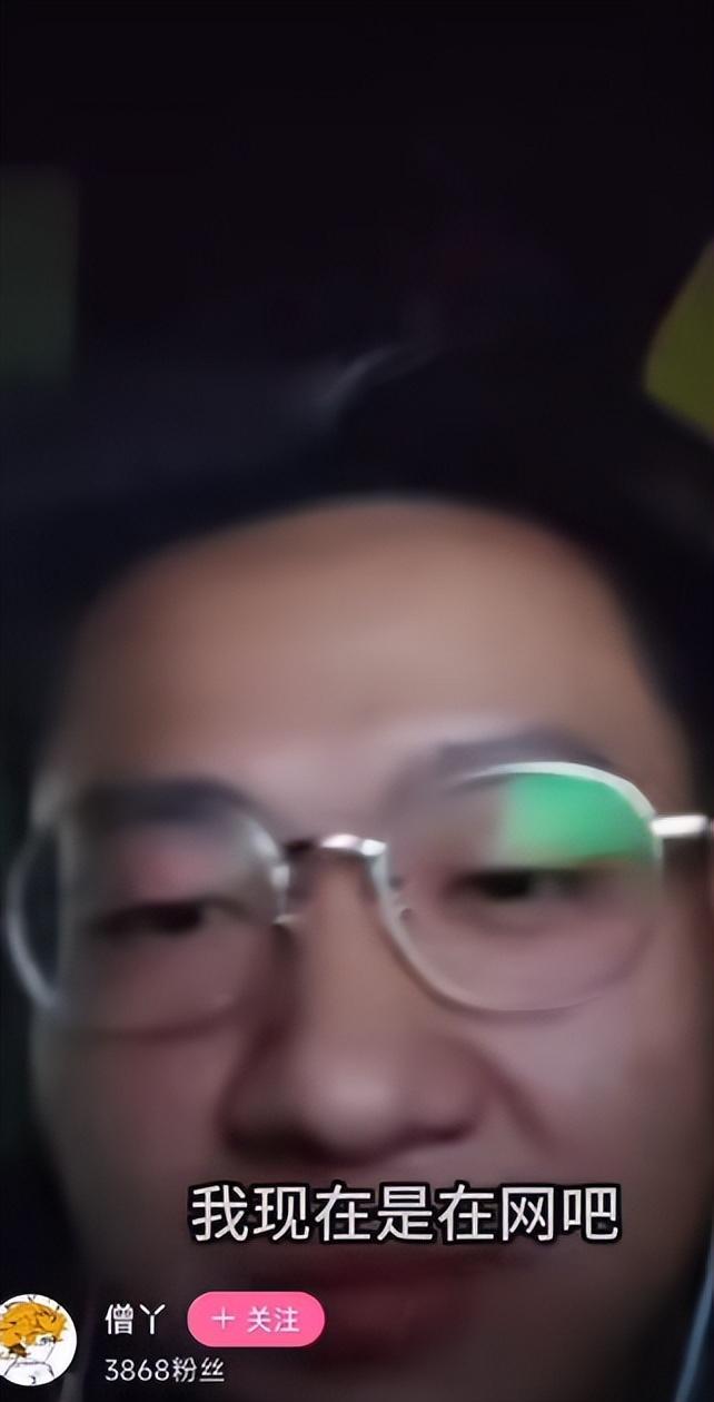 助学金当事人搬离宿舍向网友咨询便宜过夜法