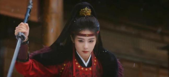 王星越抱起白鹿就百米冲刺 古装探案CP燃爆2026