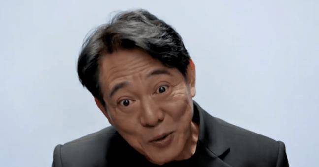 60岁李连杰近况曝光：脸部浮肿，老到脱相太吓人，知情人曝光原因！