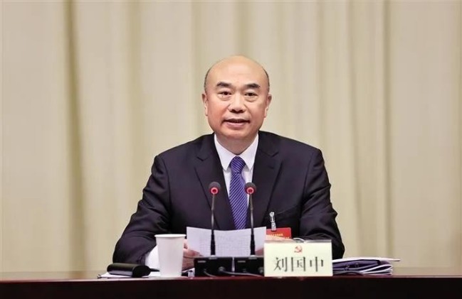 陕西省委书记刘国中在中国共产党陕西省第十三届委员会第八次全体会议上讲话。 陕西日报记者 张辰摄
