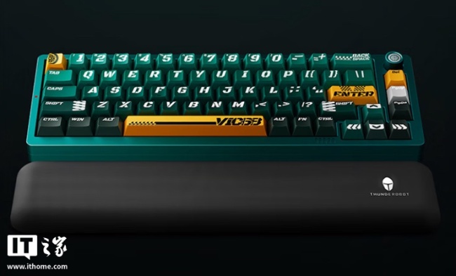 雷神推出 VIC68 Ultra 有线磁轴键盘：0.001mm RT 精度、TTC 万磁王 RGB 轴体，899 元