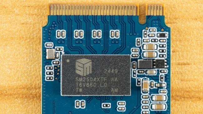 慧荣 SM2504XT 首测：定位主流 PCIe 5.0 SSD 主控，顺序读取 11.5 GB/s