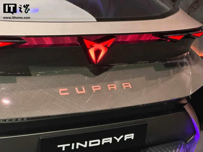 西雅特 Cupra 发布 Tindaya 概念车：对开门设计，外观犀利