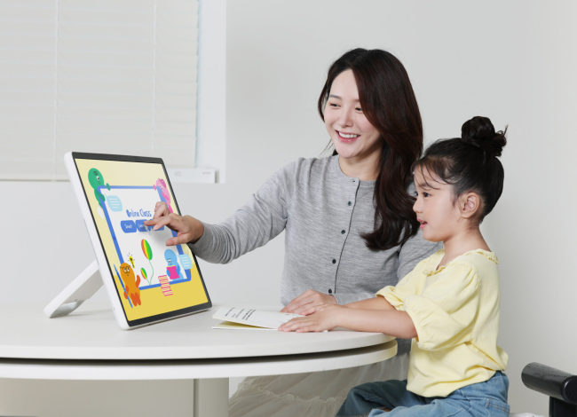 三星推出无线便携电视“The Moving Style”，可触控可移动