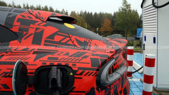 小米 YU7 GT 征战纽北:“SUV 猛兽”再曝,有望超 1500 马力成新一代“圈速收割机”