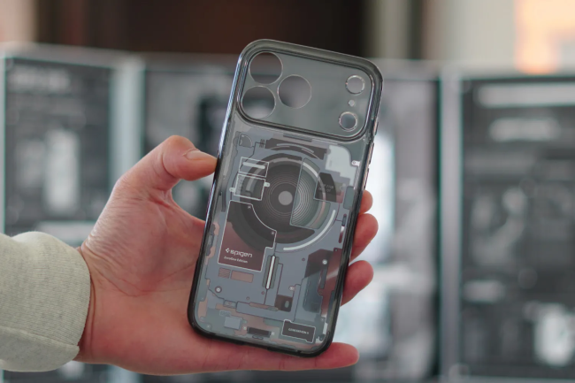 Spigen 推出 Zero:One 手机壳,让 iPhone 17 系列秒变“透明探索版”