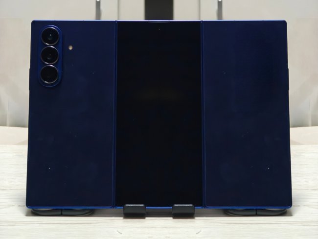 三星旗下三折叠智能手机 Galaxy Z TriFold 现身蓝牙认证数据库，暗示该机将登陆全球多个市场
