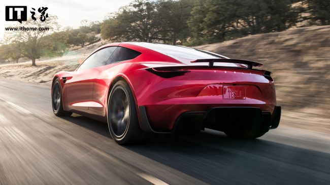 消息称特斯拉已在今年夏天重启 Roadster 纯电超跑开发工序，距量产还有两三年