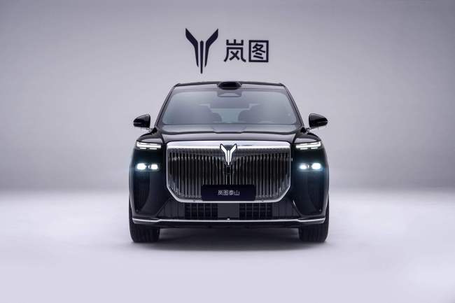 岚图汽车 CBO 邵明峰:泰山售价锚定 45 万元级别,剑指豪华大六座 SUV 市场