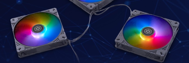 银昕推出新一代可堆叠扩展冷头风扇水冷 IceMyst 360 PRO，最大流量翻倍