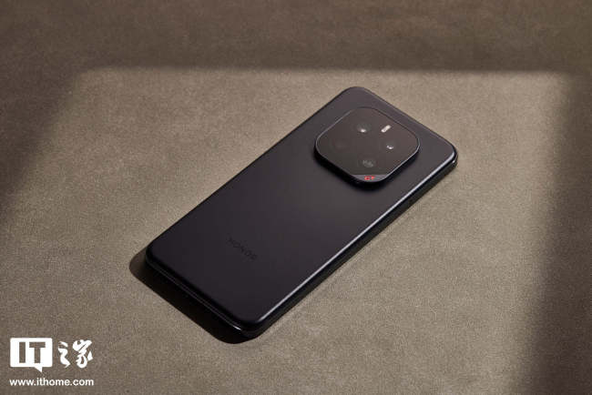 荣耀郭锐：安卓用两年就卡的标签应该被撕掉了，即将发布的 MagicOS10 会带来重大优化