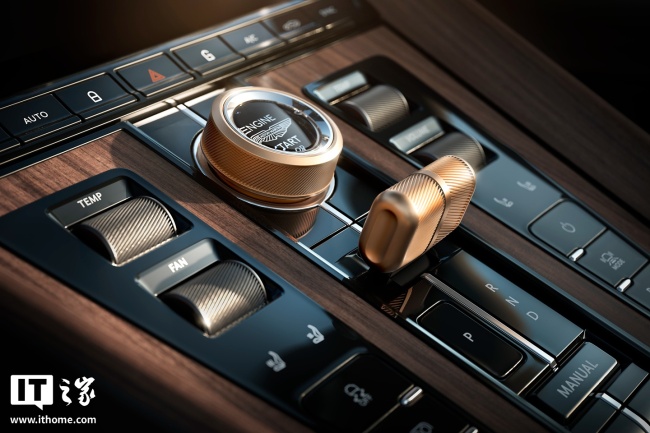 限量 60 辆,阿斯顿・马丁推出 DB12 / Vanquish Volante 纪念版车型