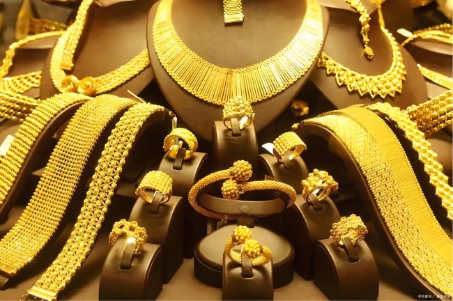 深圳水贝黄金“涨价惊魂”,有商家称:买家半夜陆续来退单