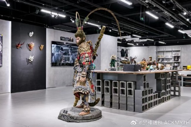 《黑神话》五一开启快闪活动 1:1天命人雕像太帅了!