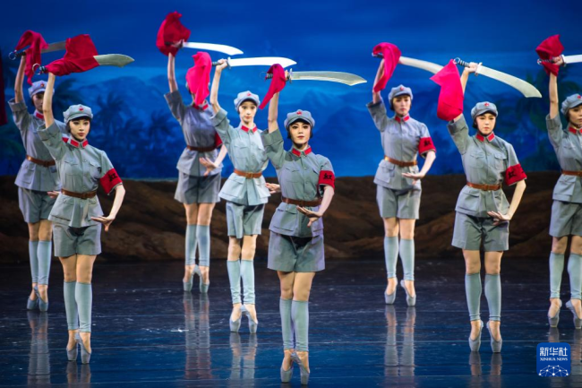 “建”证战疫——中央芭蕾舞团致敬抗疫英雄