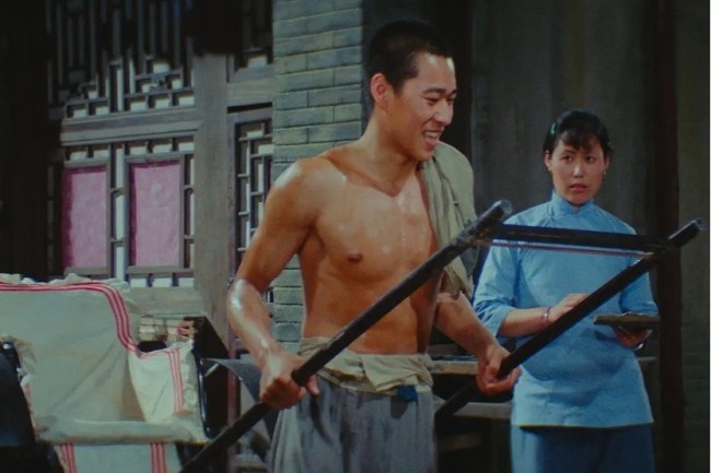 电影《骆驼祥子》（1982）剧照。