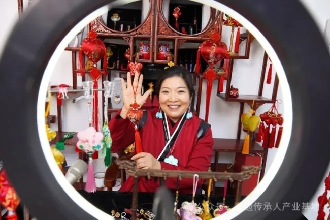 田野调查/非遗产业发展启示录：徐州马庄香包考察纪实