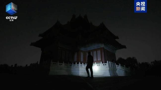 许多年,许多人,许多事!因为故宫·《百年守护》