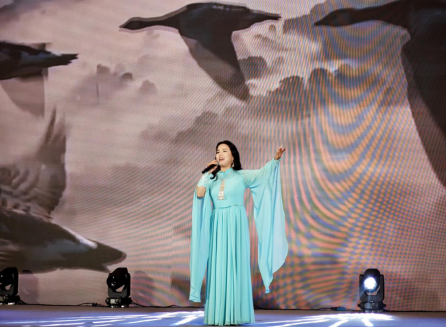 “九九重阳·快乐生活”第七届重阳节公益晚会在京举行