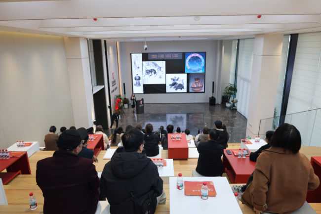 星曜河洛 破解时髦密码 ——华夏先锋好意思学征询院大众课第三讲在艺秀小镇圆满举行