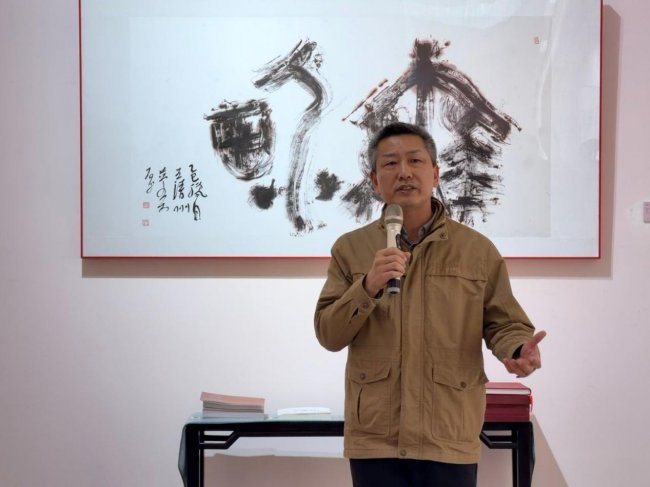 正书之道——王清州书法展在北京798情修艺术空间开幕