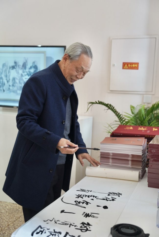 正书之道——王清州书法展在北京798情修艺术空间开幕