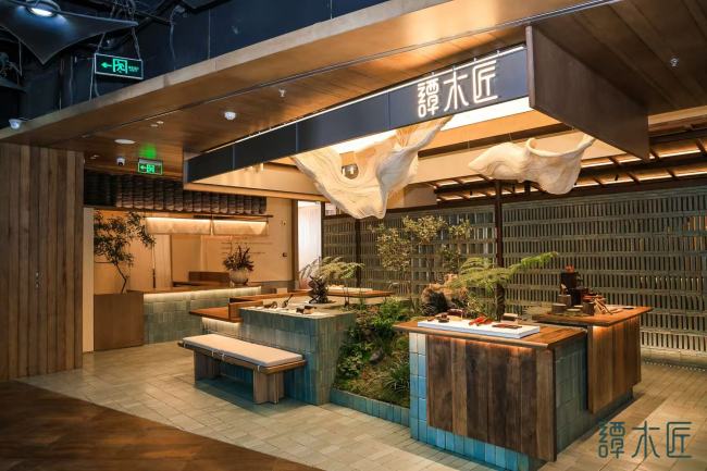 转头生涯“梳”适圈——谭木工首家主意店在京启幕