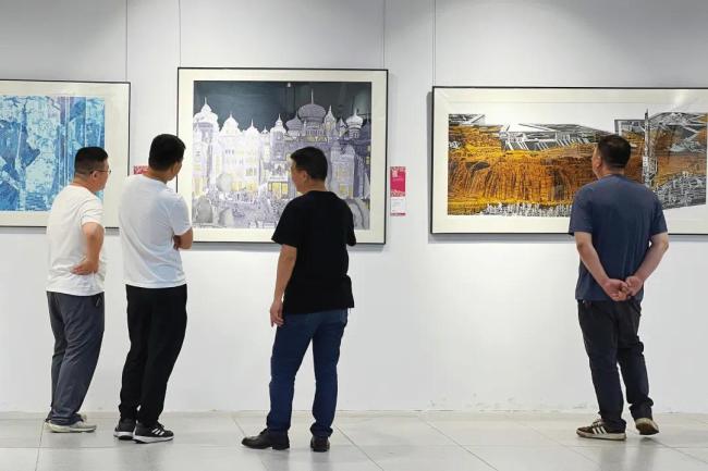 当版画走出美术馆:一场女性艺术的“如歌行板”在上海浦东奏响