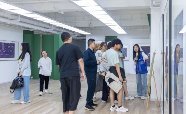 “时痕・格物 —— 罗贵荣版画中的时间显影” 艺术展亮相舒勇美术馆 收获广泛社会关注与各界好评