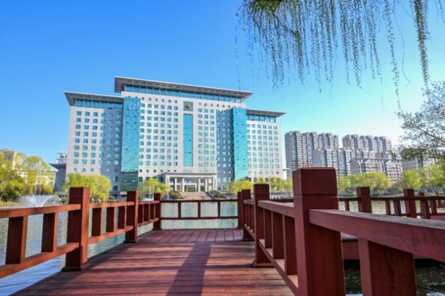 16所军校的春景！