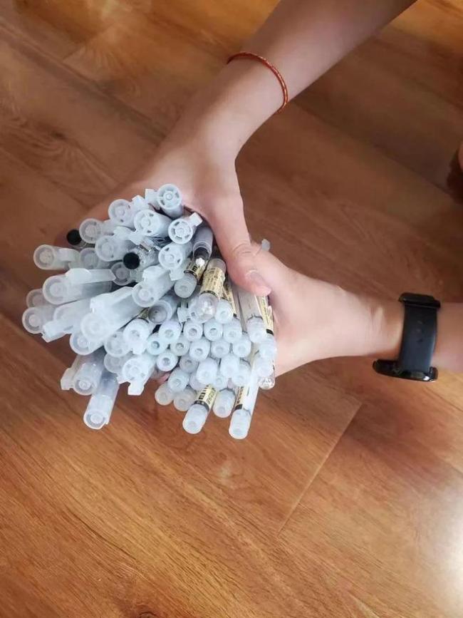 考前摔伤右手，她苦练左手完成高考！ 