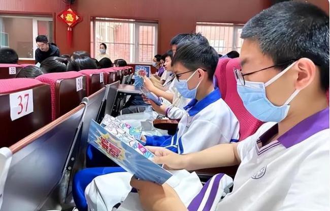 清华附中录取条件曝光,用钱都没办法解决