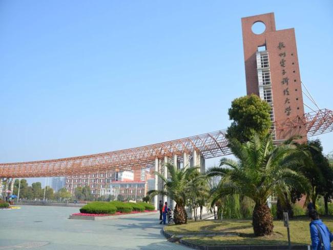 华为最认可的6所大学，不是985也不是211！